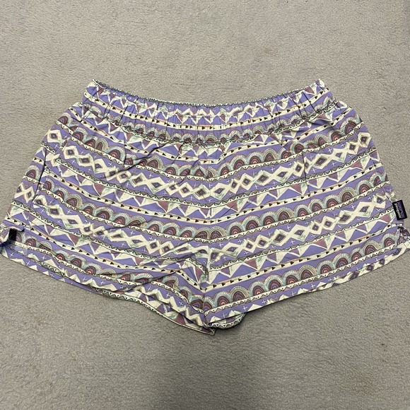 Patagonia Pants - Patagonia Barely Baggies Womens Small Tribal Print Outdoors Nylon 2.5" Inseam